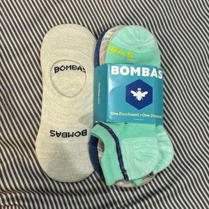 4 pairs bombas socks size m new